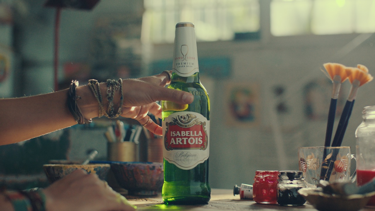 Trecho do vídeo da nova campanha da Stella Artois (Reprodução)