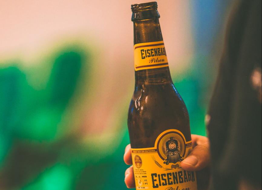 Garrafa de cerveja Eisenbahn; marca tem um trem como logo (Divulgação)